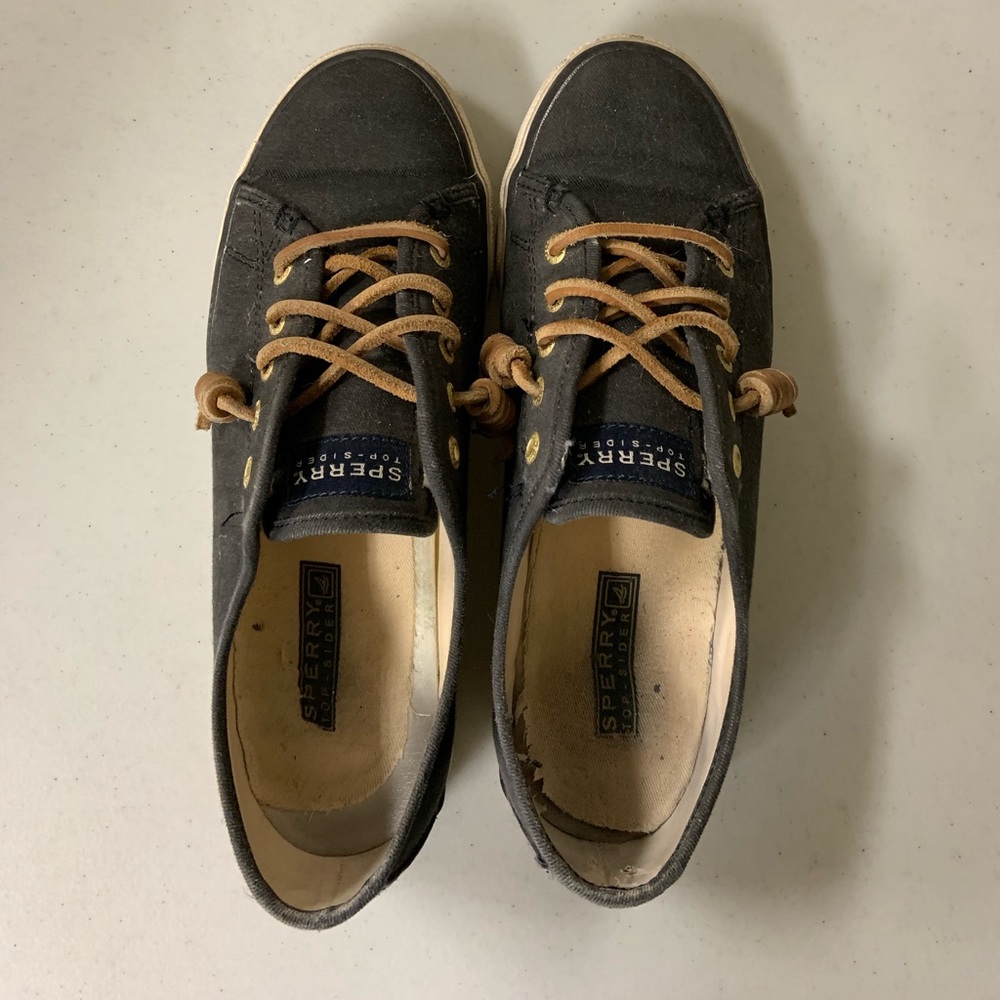 Sperry slip on shoes